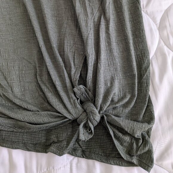 Max Studio Side-Tie Crinkle Knit Top Size 3X Green Short Sleeve Tee-Shirt NWT - Picture 7 of 13